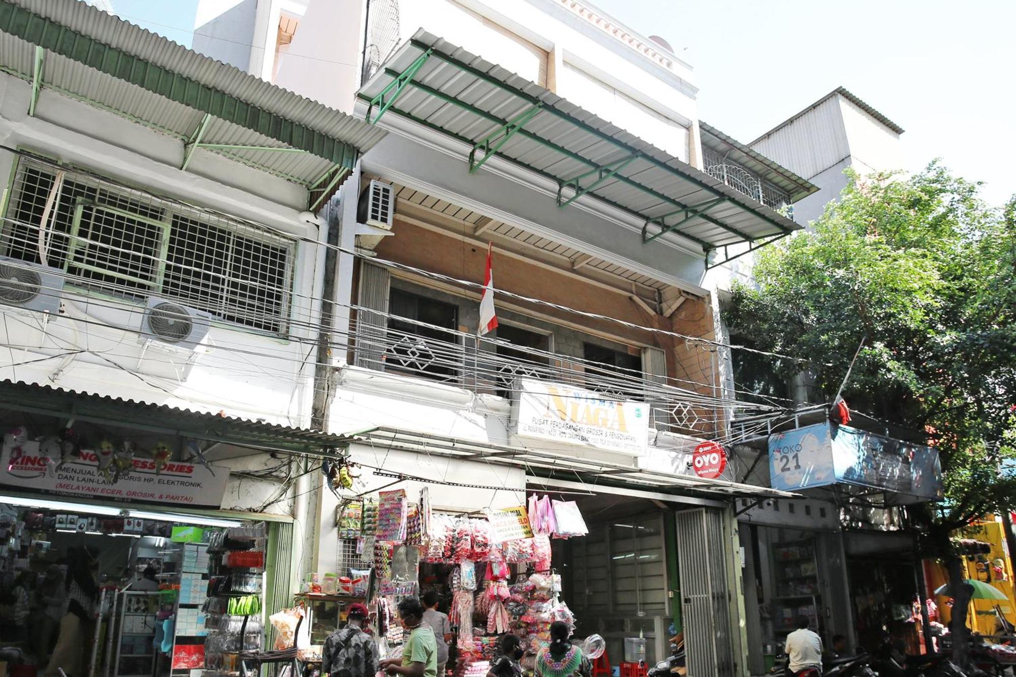 ホテル Oyo 3865 ウィスマ ニアガ ジャカルタ エクステリア 写真